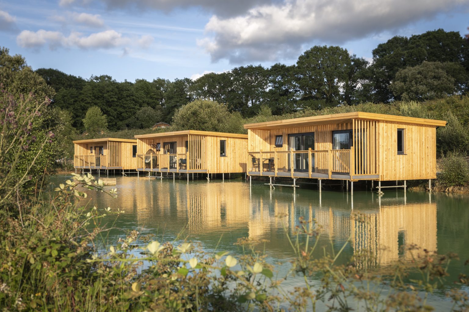 Unique Lake Pods Sleeps 4 | Clawford Lakes